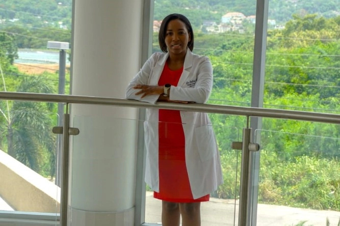 Profile image of CeLois Jhenelle Lawrence